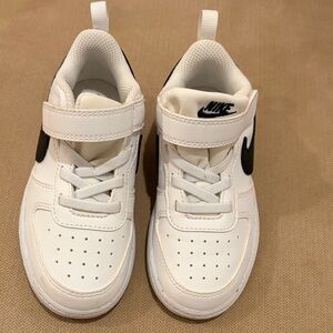 Nike Kids White and Black Velcro Sneakers